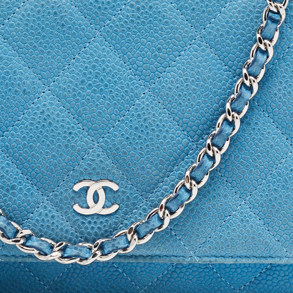 CHANEL Blue Quilted Caviar Leather Classic Wallet on Chain - Picture 5 of 8